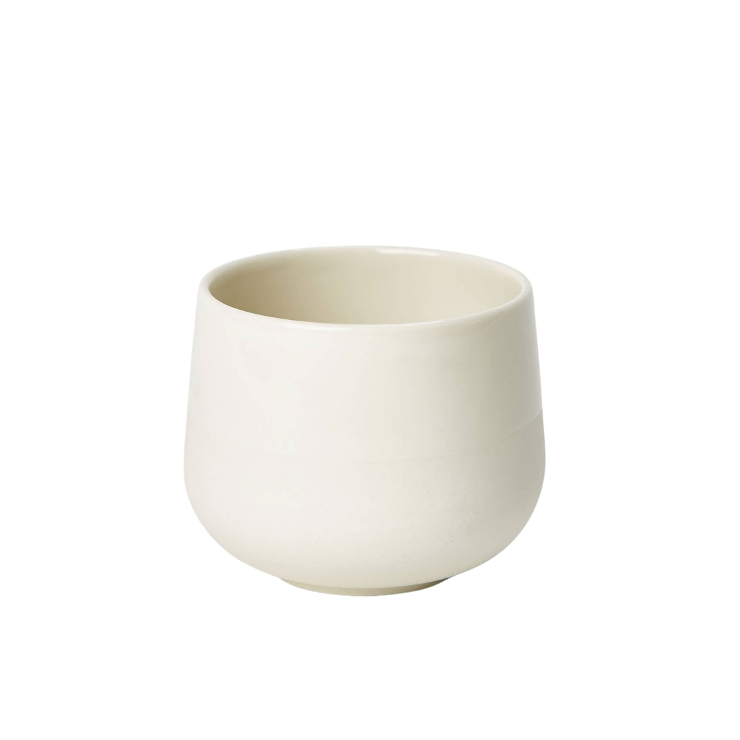 Mona Becher Farbe Sand